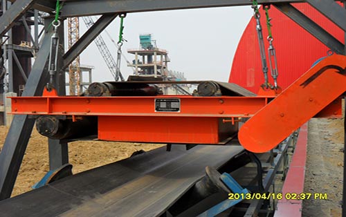 6407d356de692.jpg 永磁自卸除铁器1.jpg